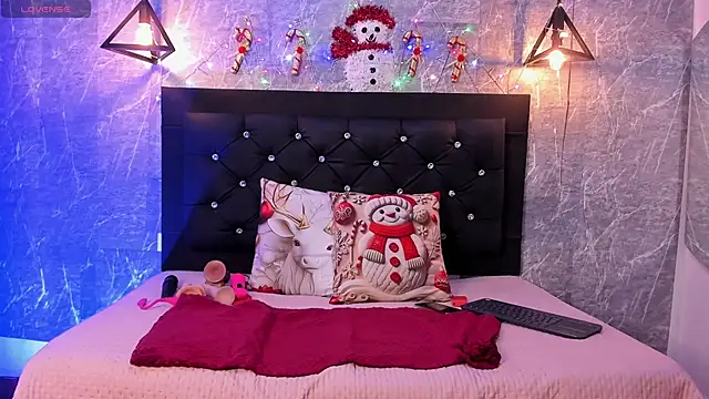 Snapshot of emberhodson chatting on November 29, 2025, 12:19 pm emberhodson online show from November 29, 2025, 12:19 pm