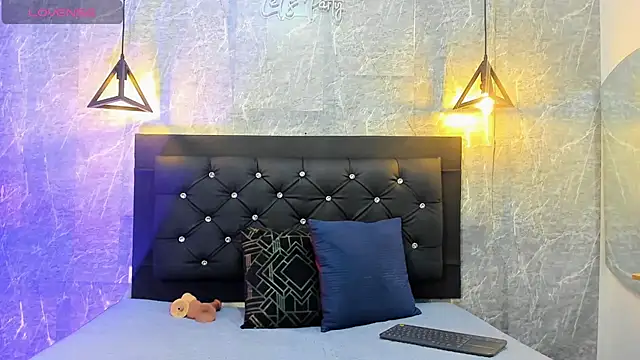 Snapshot of emberhodson chatting on January 11, 2026, 12:54 pm emberhodson online show from January 11, 2026, 12:54 pm