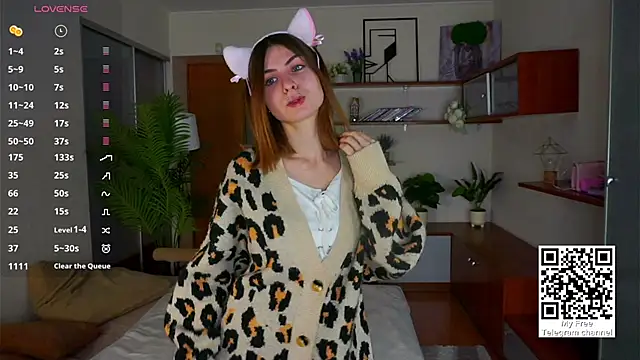 Snapshot of ErlinaBuoy chatting on November 19, 2025, 5:29 am ErlinaBuoy online show from November 19, 2025, 5:29 am