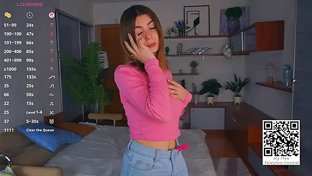 Snapshot of ErlinaBuoy chatting on November 24, 2025, 6:35 am ErlinaBuoy online show from November 24, 2025, 6:35 am