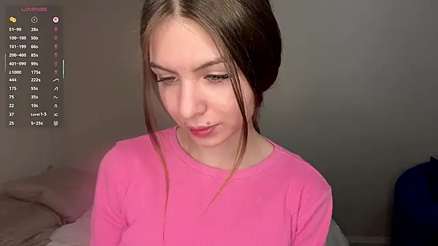 Snapshot of ErlinaBuoy chatting on January 14, 2026, 5:57 am ErlinaBuoy online show from January 14, 2026, 5:57 am