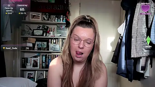 Demi WelshX online show from December 5, 2025, 9:29 am