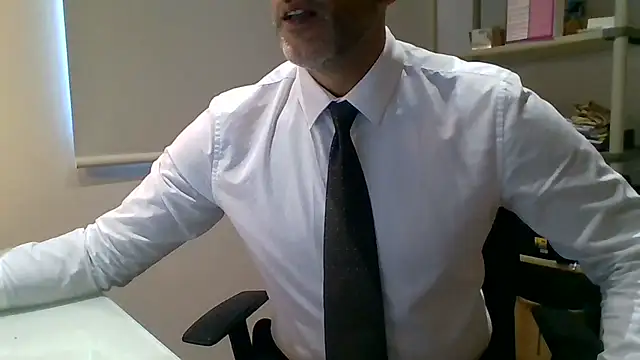 66MA69 online show from April 4, 2026, 8:23 am