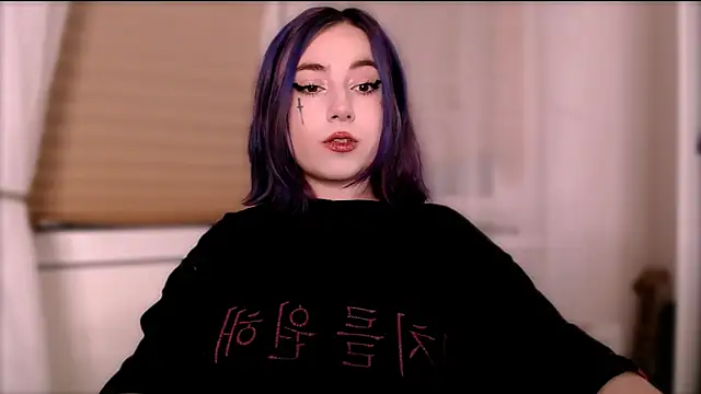 purplewitch online show from October 12, 2025, 2:38 pm