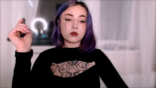 purplewitch online show from October 21, 2025, 8:09 pm