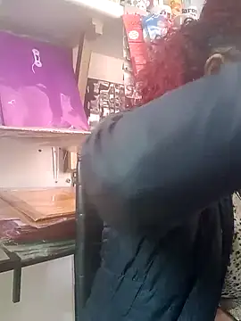 alexandraluv online show from March 17, 2025, 5:05 pm