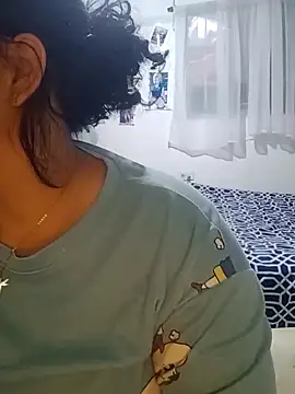 alexandraluv online show from September 16, 2025, 12:28 pm