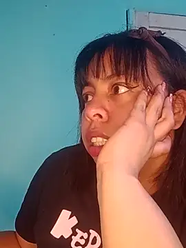 alexandraluv online show from September 21, 2025, 7:37 pm