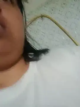 alexandraluv online show from October 10, 2025, 10:20 pm