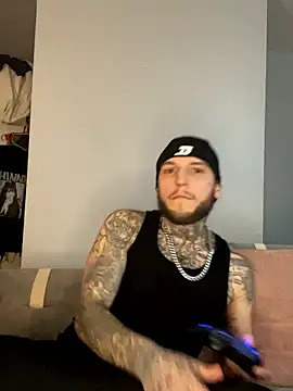 Snapshot of cruz815 chatting on January 17, 2026, 4:54 pm cruz815 online show from January 17, 2026, 4:54 pm