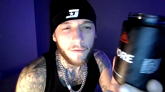 Snapshot of cruz815 chatting on January 19, 2026, 1:31 am cruz815 online show from January 19, 2026, 1:31 am