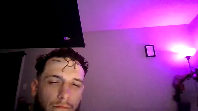 Snapshot of cruz815 chatting on February 7, 2026, 12:03 am cruz815 online show from February 7, 2026, 12:03 am