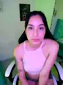 Marce0 online show from February 7, 2025, 7:38 pm