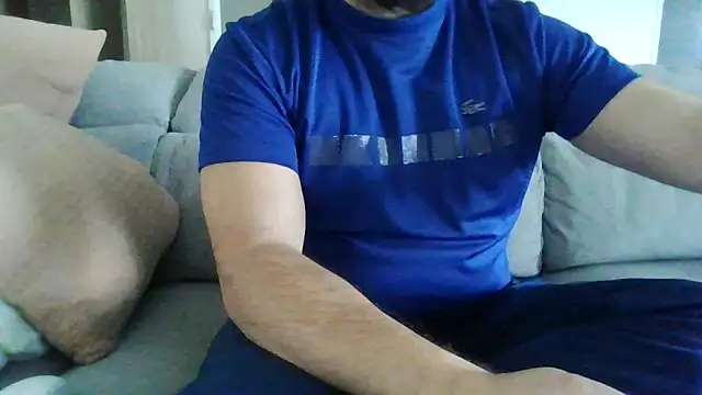 Snapshot of Zer_oki chatting on February 13, 2026, 11:06 am Zer oki online show from February 13, 2026, 11:06 am