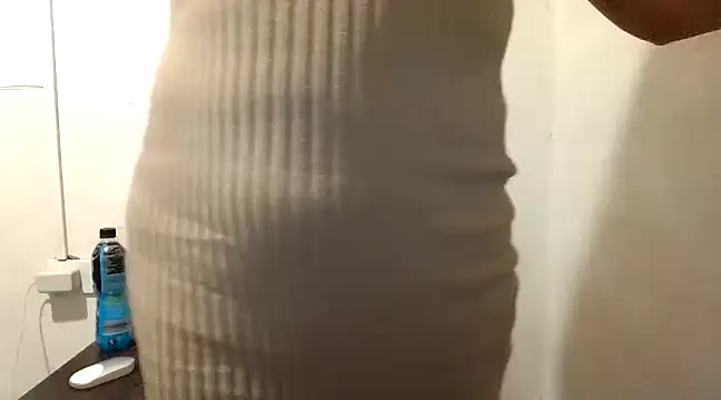 MirandaLatinaLovely online show from March 22, 2025, 2:27 am