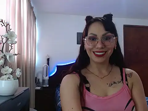 AloLovely  online show from March 24, 2026, 9:42 pm