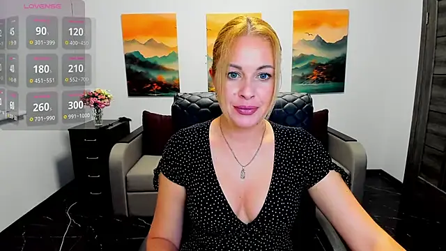 Mira Whites online show from November 21, 2025, 1:10 pm