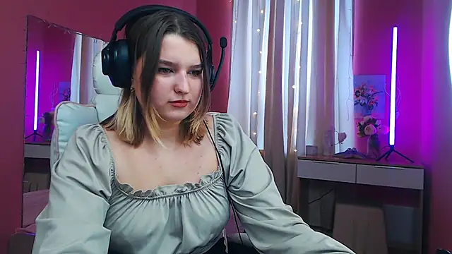 Jenny Smit online show from March 7, 2025, 10:35 am