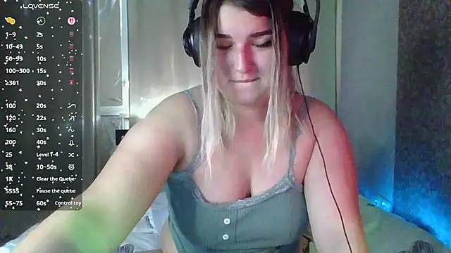 Jenny Smit online show from November 17, 2025, 4:07 am