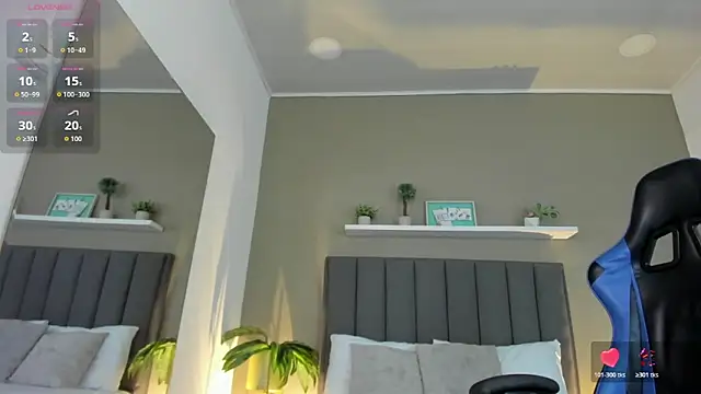 alessia leroy online show from April 15, 2026, 7:32 pm