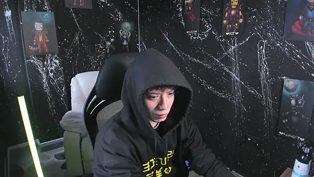 marcuscollins1  online show from February 2, 2025, 2:24 pm