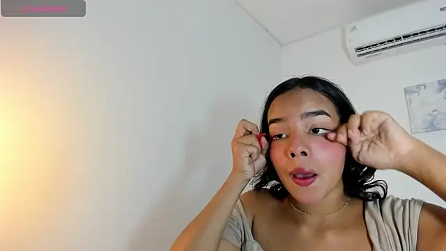 Roxy Stonee online show from February 14, 2026, 5:10 pm