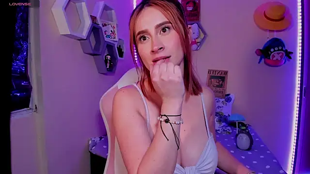 chloe rockss  online show from February 16, 2025, 6:21 am