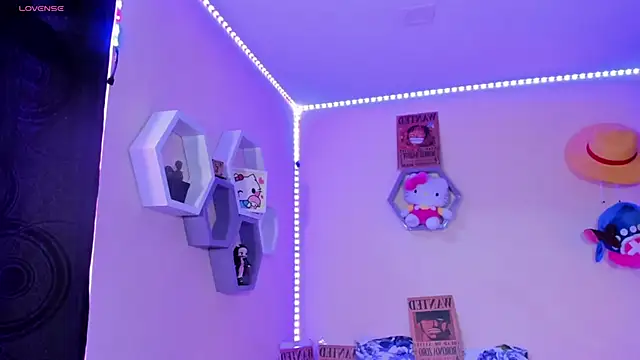 chloe rockss  online show from February 24, 2025, 9:31 pm