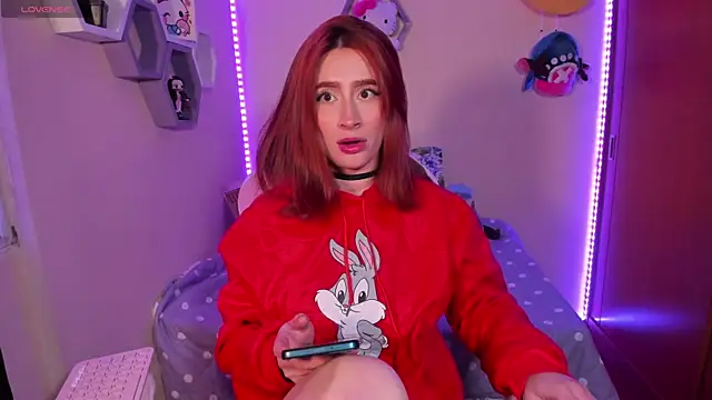 chloe rockss  online show from March 7, 2025, 10:32 pm