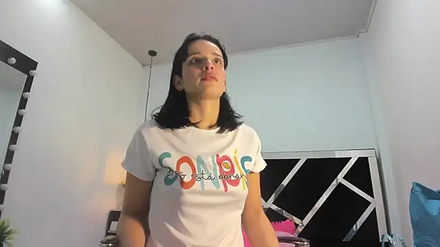 Annyrosee online show from March 22, 2025, 7:53 pm