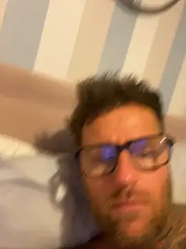 Jamesdeanmcqueen online show from February 1, 2025, 7:34 pm