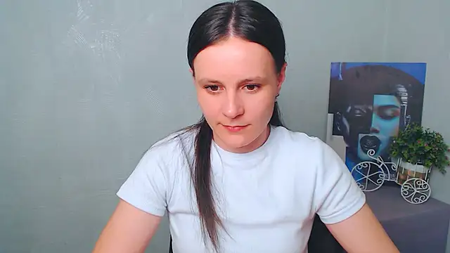 ValeriaHeart  online show from March 20, 2025, 1:26 pm