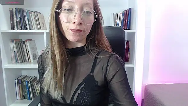 Snapshot of Carlin_Diaz chatting on February 10, 2025, 4:52 am Carlin Diaz online show from February 10, 2025, 4:52 am