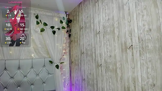 Rachel new20 online show from September 23, 2025, 8:56 pm