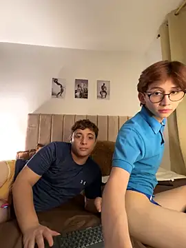 Snapshot of jacob_and_sam chatting on October 9, 2025, 12:08 am jacob and sam online show from October 9, 2025, 12:08 am