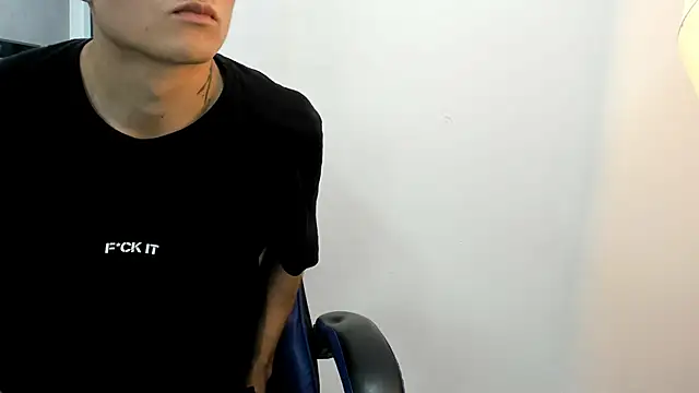 roan birkin online show from November 12, 2025, 7:24 pm