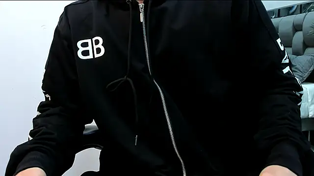 roan birkin online show from December 4, 2025, 7:11 pm