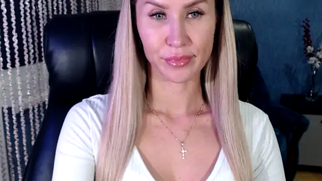 SexyXXXBlonde online show from February 10, 2025, 3:53 pm