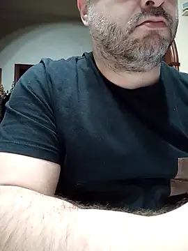 NAvoglia online show from April 24, 2026, 6:43 pm