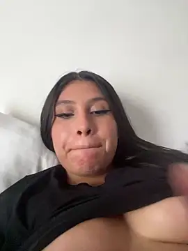 Arianna Fioree online show from February 10, 2026, 10:14 pm