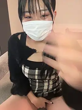 Rara  oo online show from February 13, 2025, 4:43 am