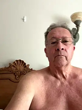 sissyboijamie1313 online show from December 18, 2025, 7:42 pm