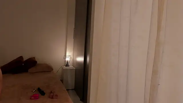 leahaltomm online show from March 17, 2025, 9:34 pm