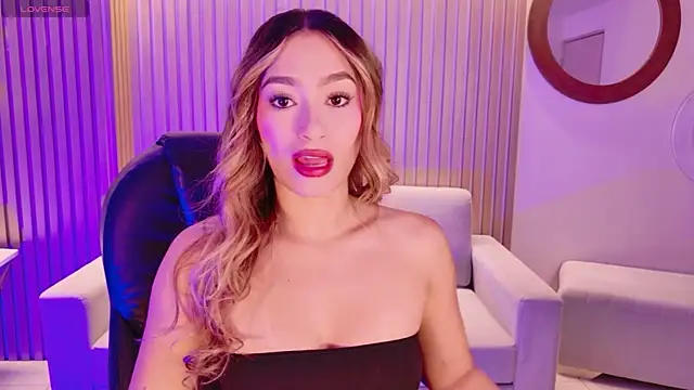 AmaiaHaywood online show from November 14, 2025, 4:55 am