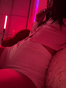  BbFreya online show from February 9, 2025, 9:05 am