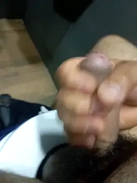 Snapshot of HotC1991 chatting on March 4, 2026, 3:40 pm HotC1991 online show from March 4, 2026, 3:40 pm