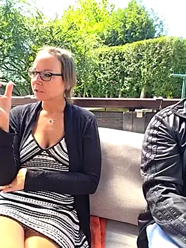 Fuxy-love69 online show from April 26, 2026, 12:03 pm