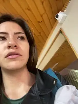 Snapshot of Andrea18_blonde chatting on March 4, 2025, 8:16 pm Andrea18 blonde online show from March 4, 2025, 8:16 pm