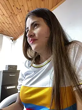 Snapshot of Andrea18_blonde chatting on March 20, 2025, 8:40 pm Andrea18 blonde online show from March 20, 2025, 8:40 pm