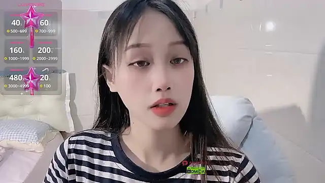 xunian71O online show from March 8, 2025, 6:58 pm